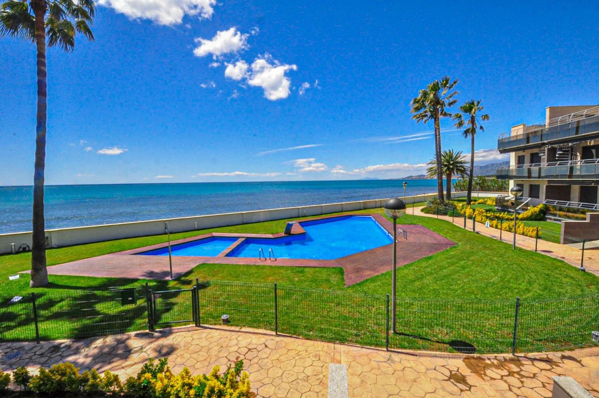 Ferienwohnung Di Mare Litoral Costa Dorada - Only Families Mont-roig del Camp Exterior foto